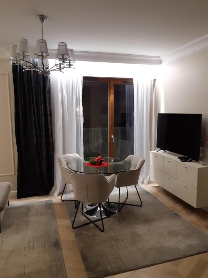 Beige Mood City Apartment Wroclaw Exterior photo