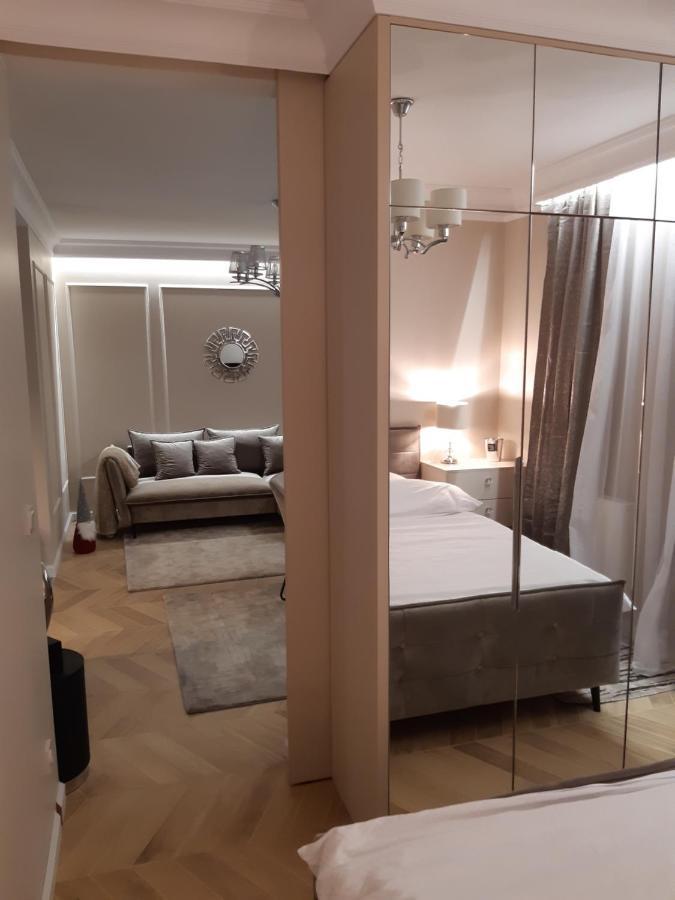 Beige Mood City Apartment Wroclaw Exterior photo