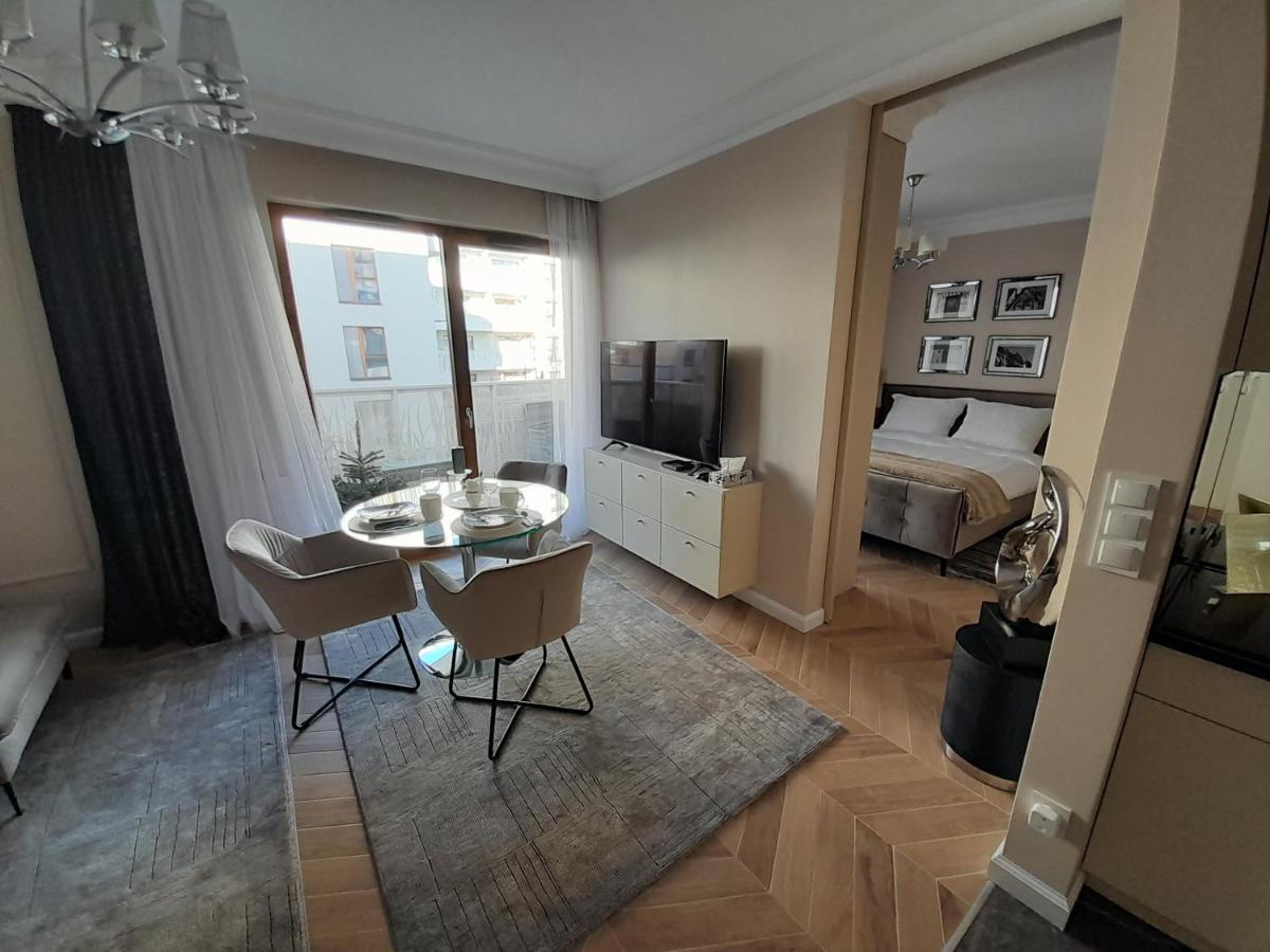Beige Mood City Apartment Wroclaw Exterior photo