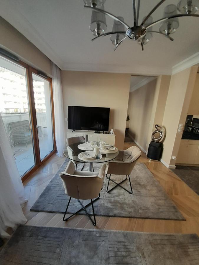 Beige Mood City Apartment Wroclaw Exterior photo